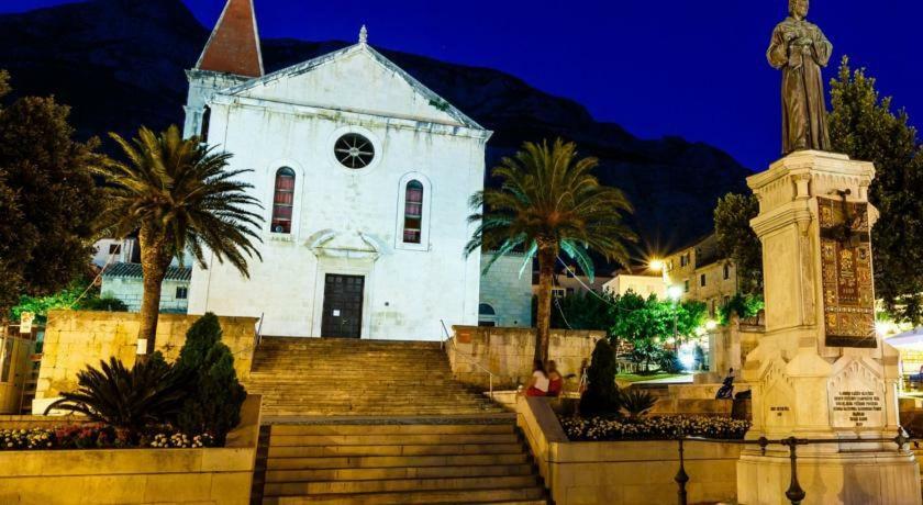 Litorian Makarska Apartment Екстериор снимка