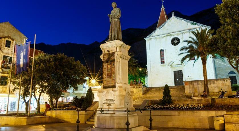 Litorian Makarska Apartment Екстериор снимка