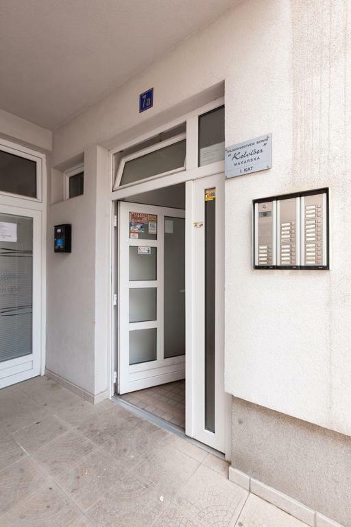 Litorian Makarska Apartment Екстериор снимка